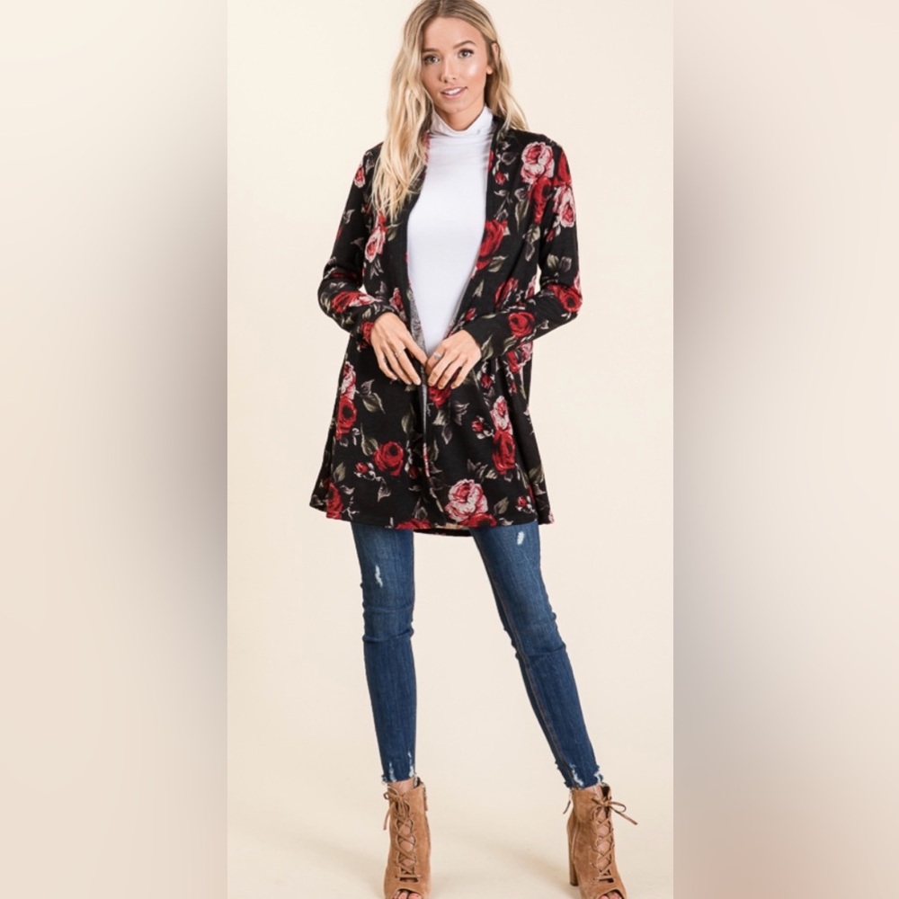 New black cardigan with red roses - Picture 2 of 3